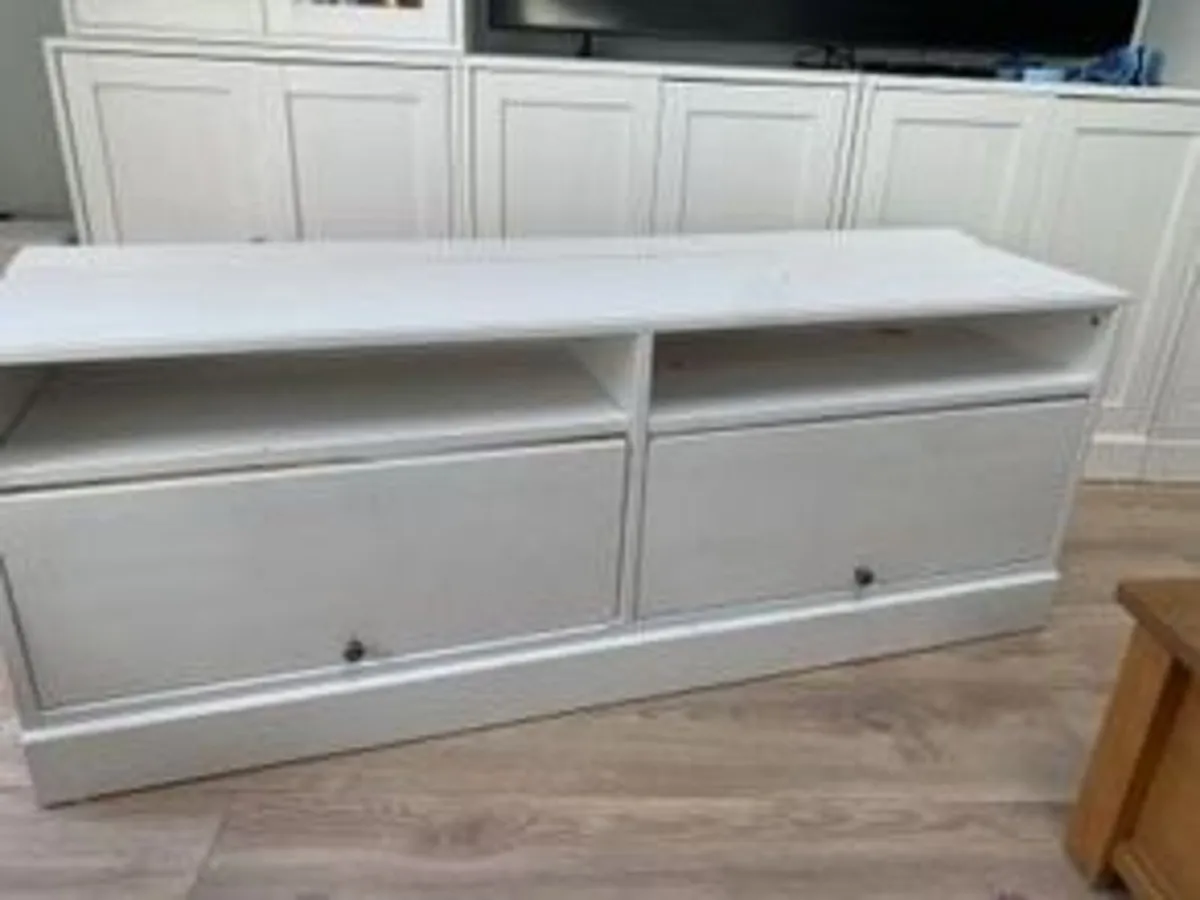 TV stand