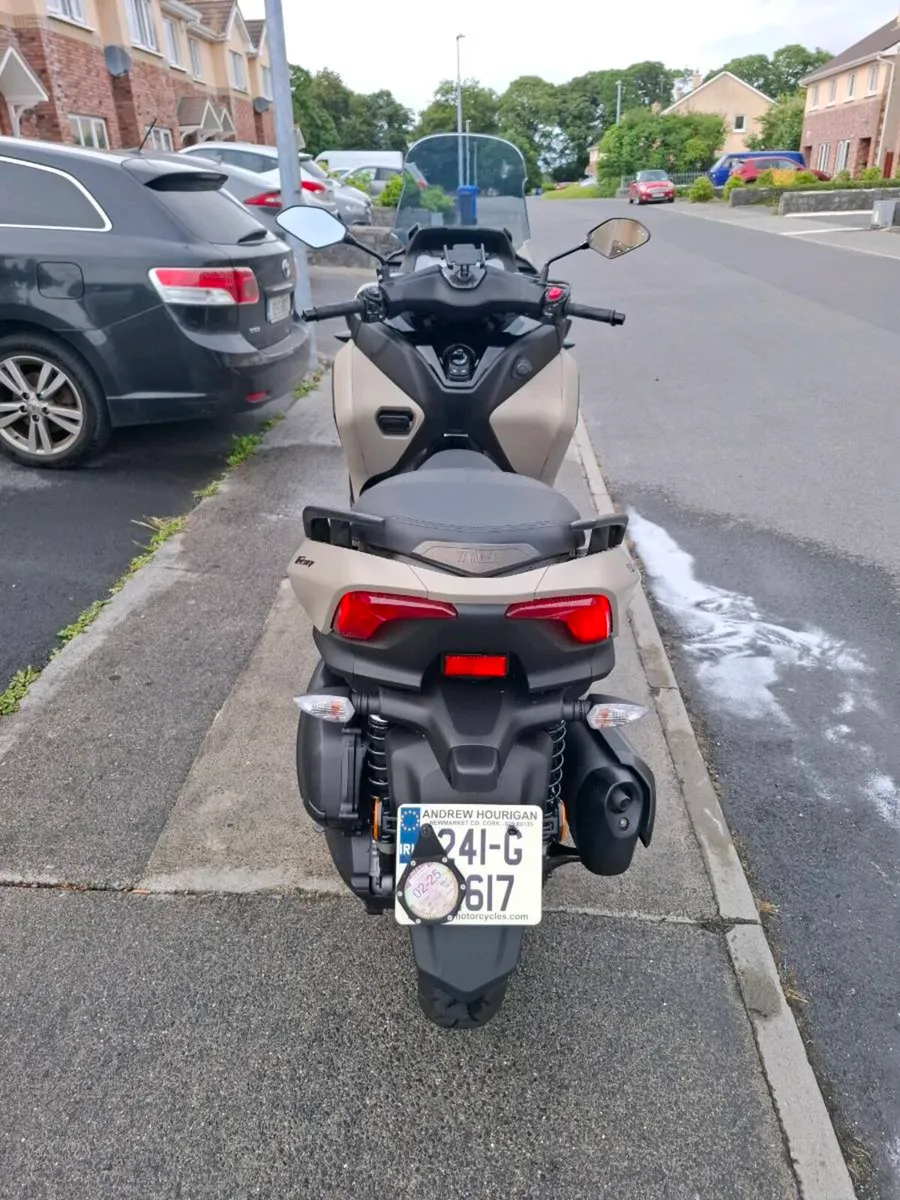 Yamaha Tricity 300 ( CAN BE DRIVEN ON CAR LICENCE) - Image 4