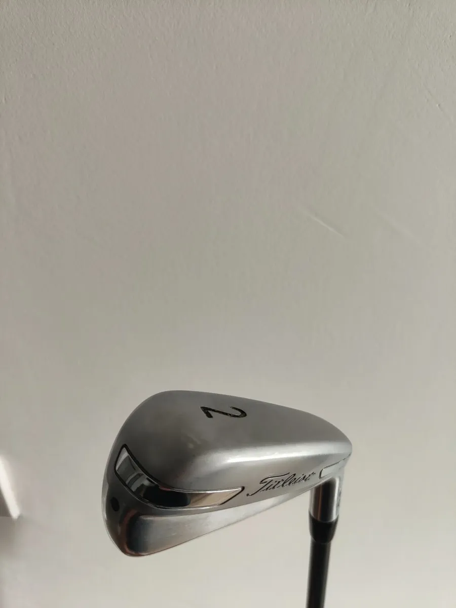 Titleist U510 2 iron - Image 4