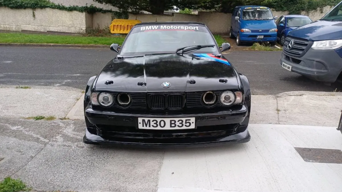 Bmw e34 race car - Image 4
