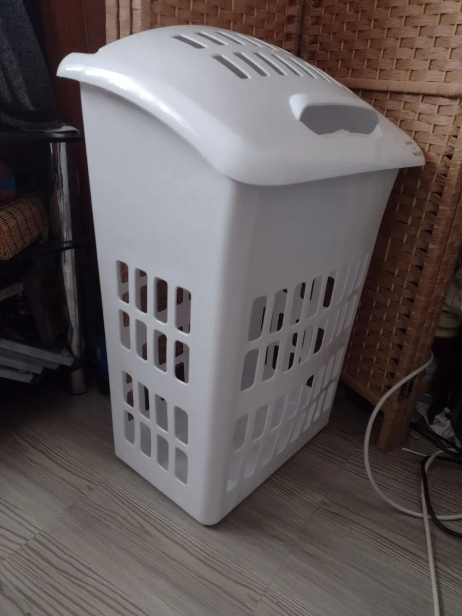 Large new heavy laundry hamper with lid. - Image 4