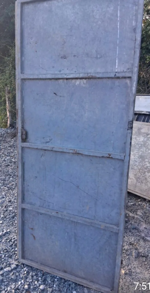 Door - Image 2