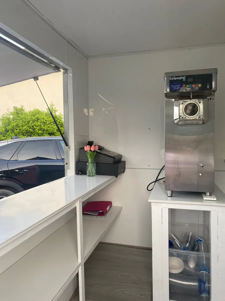 Ice Cream/Coffee trailer - Image 2