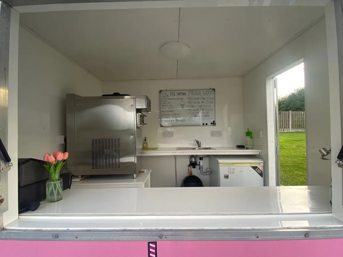 Ice Cream/Coffee trailer - Image 4