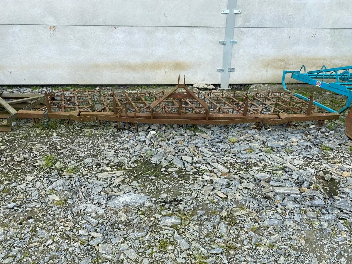 A pin harrow - Image 3