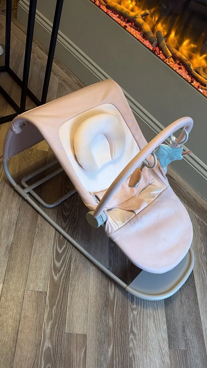 Mamas & Papas Blush Rocker Bouncer Tempo - Image 1