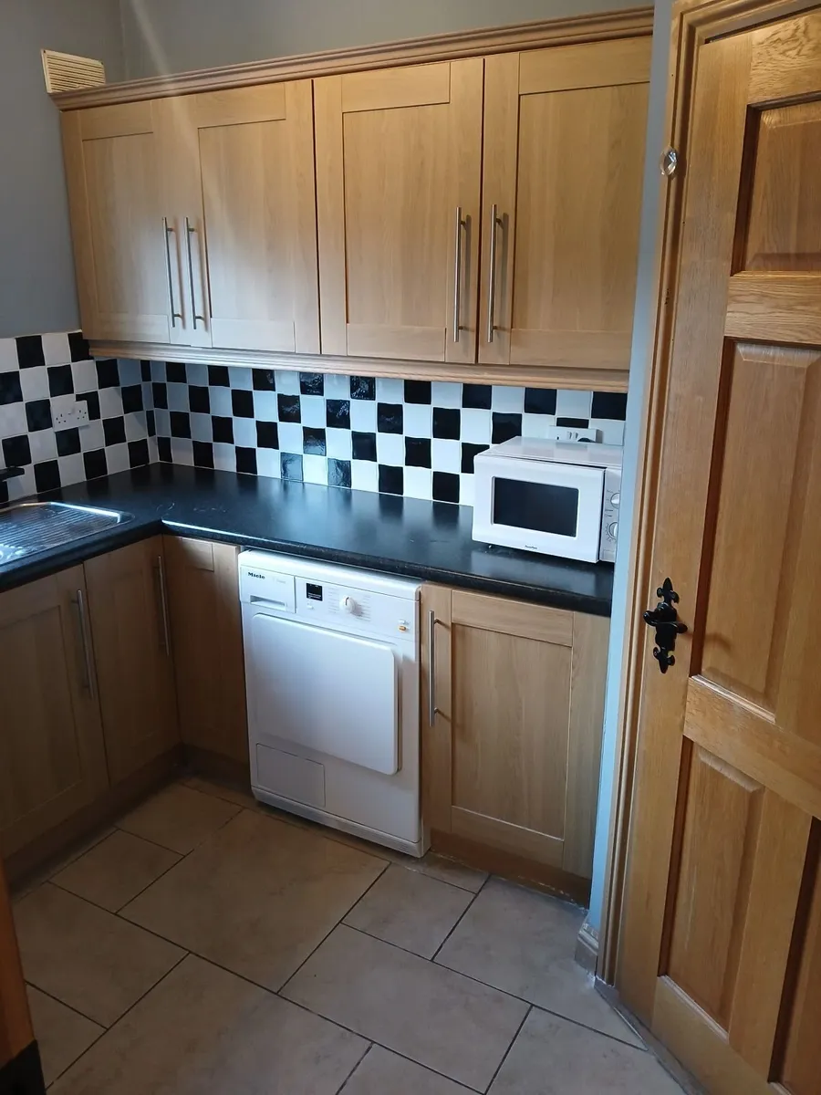 7 Kitchen / Utility room cabinets, &Counter &Sink - Image 1