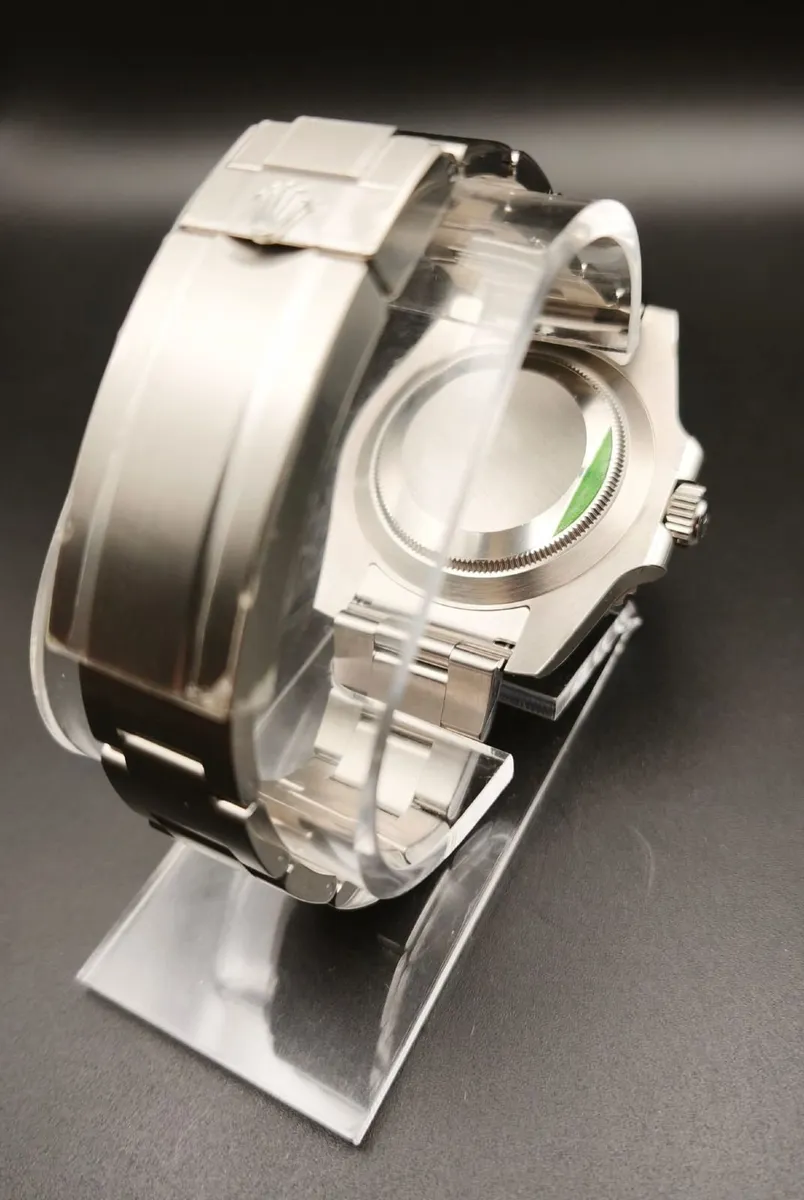 Rolex Submariner Hulk - Image 4