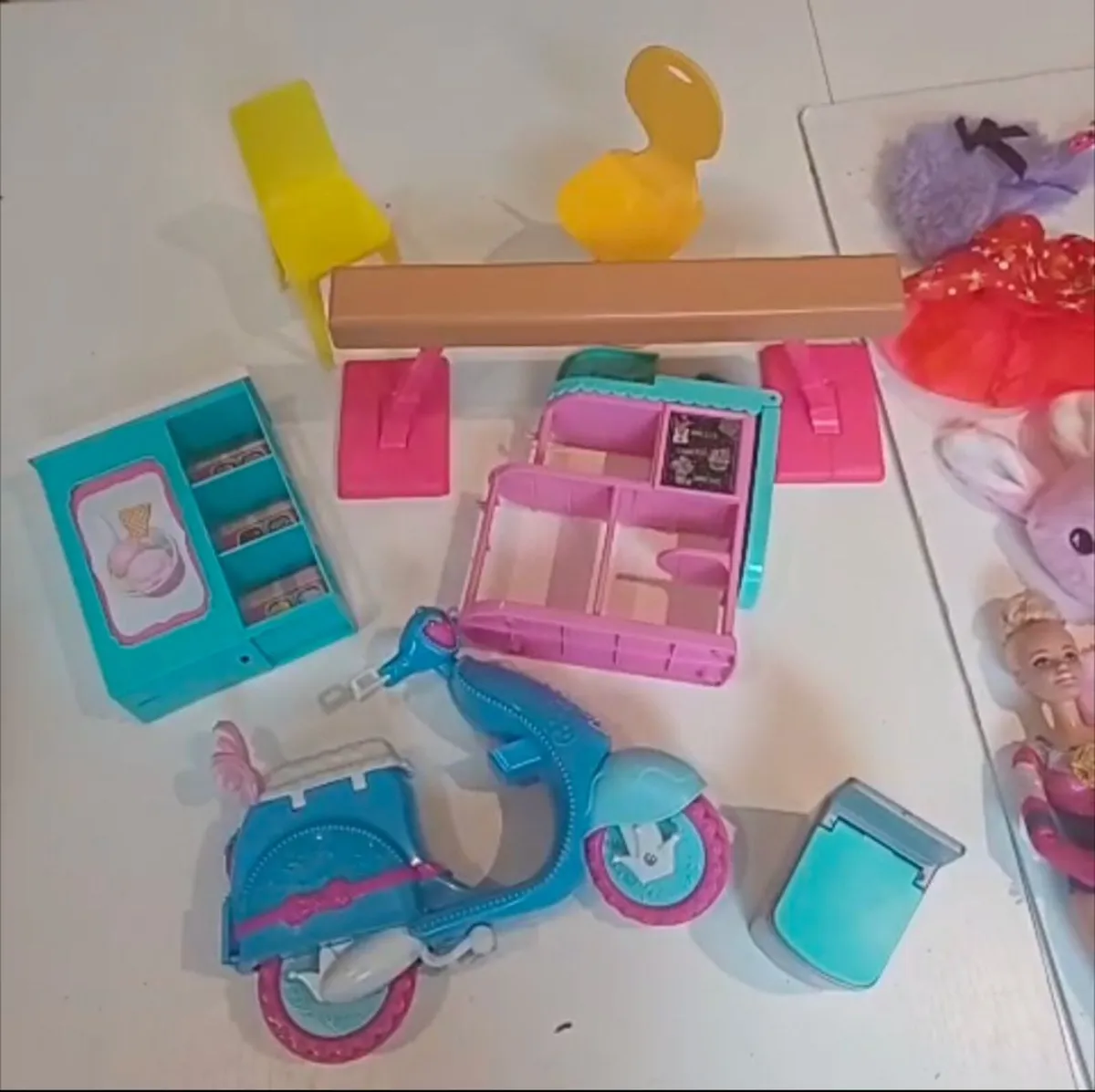 Barbie Clothes - Image 1