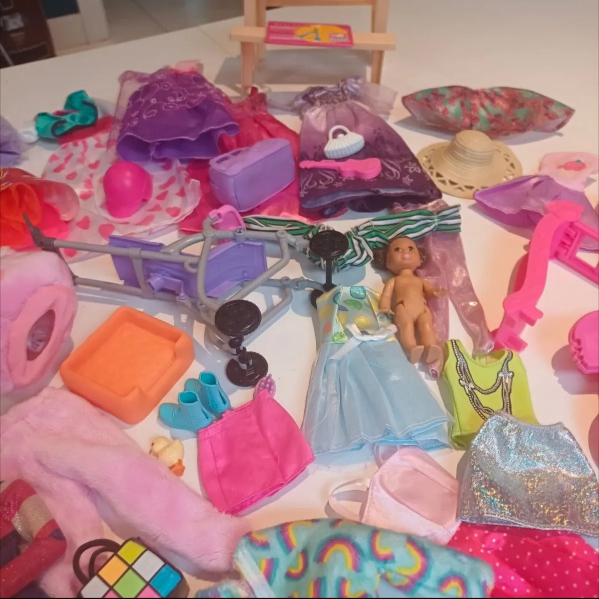 Barbie Clothes - Image 2
