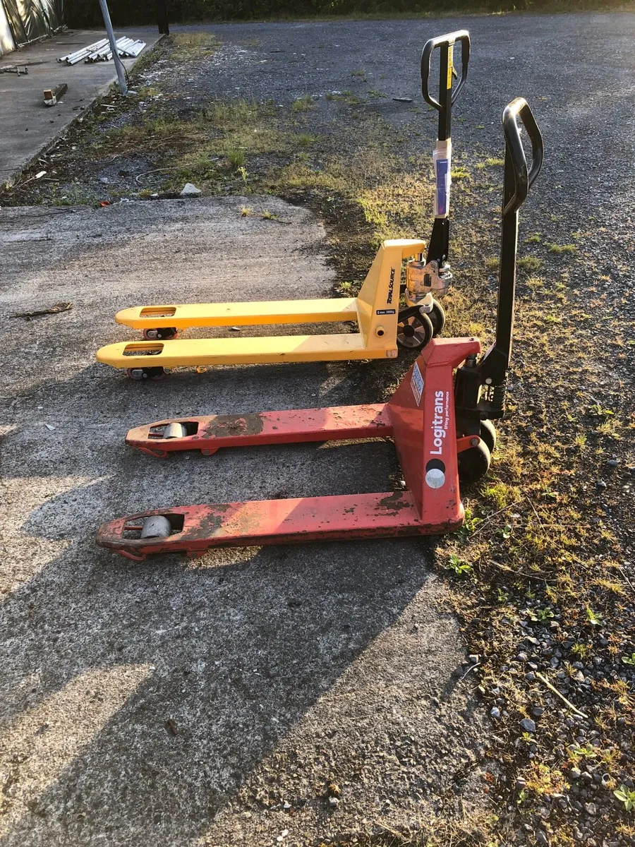 Pallet trucks - Image 1