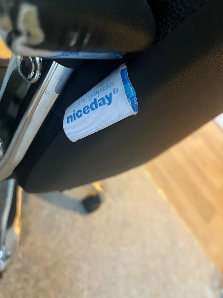 Office chair - Image 4