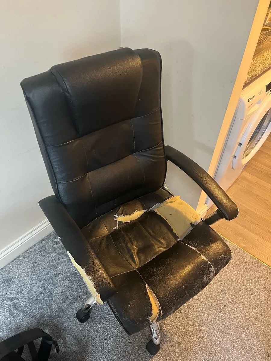 Office chair - Image 2