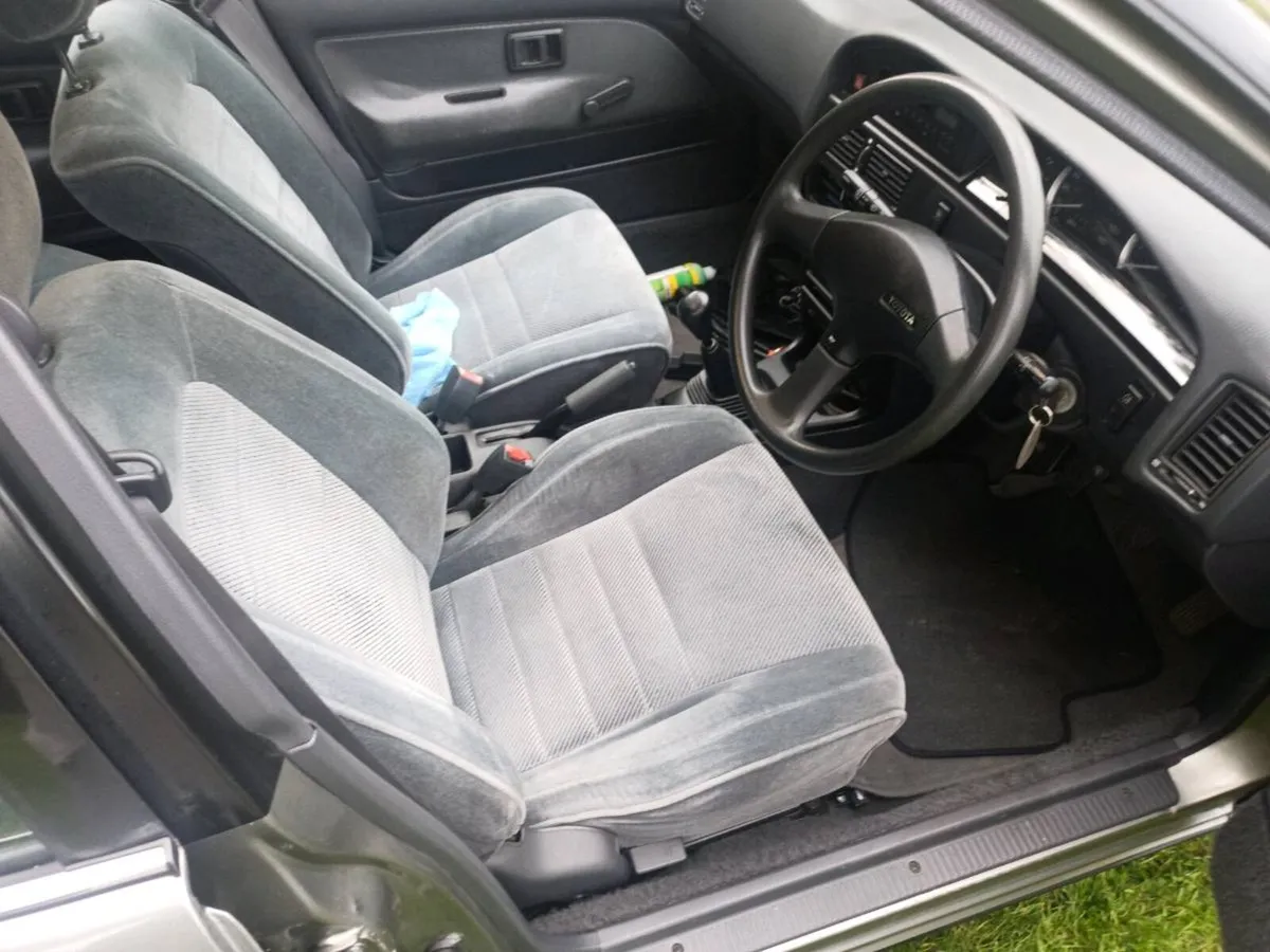 Toyota  sprinter gl - Image 2