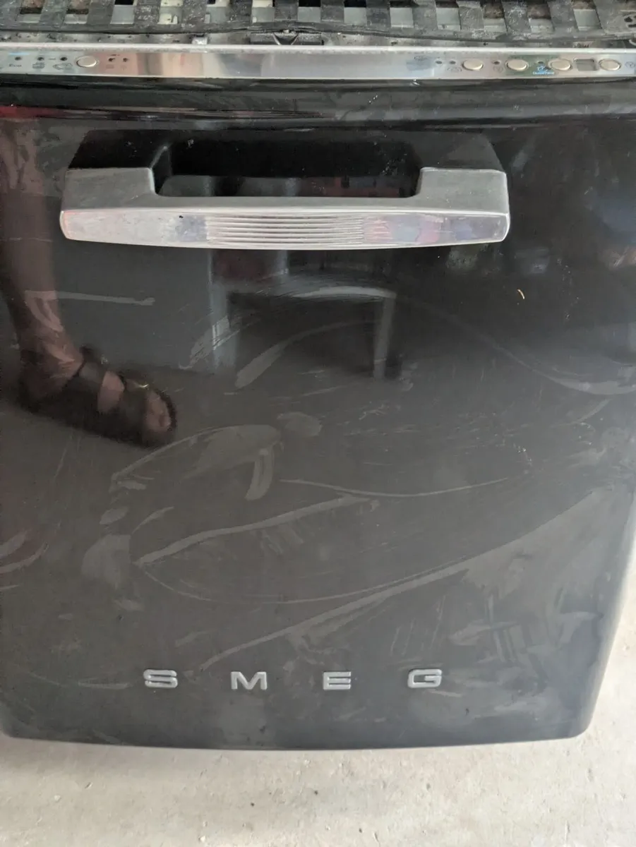 Smeg retro style 60cm Dishwasher - Image 2