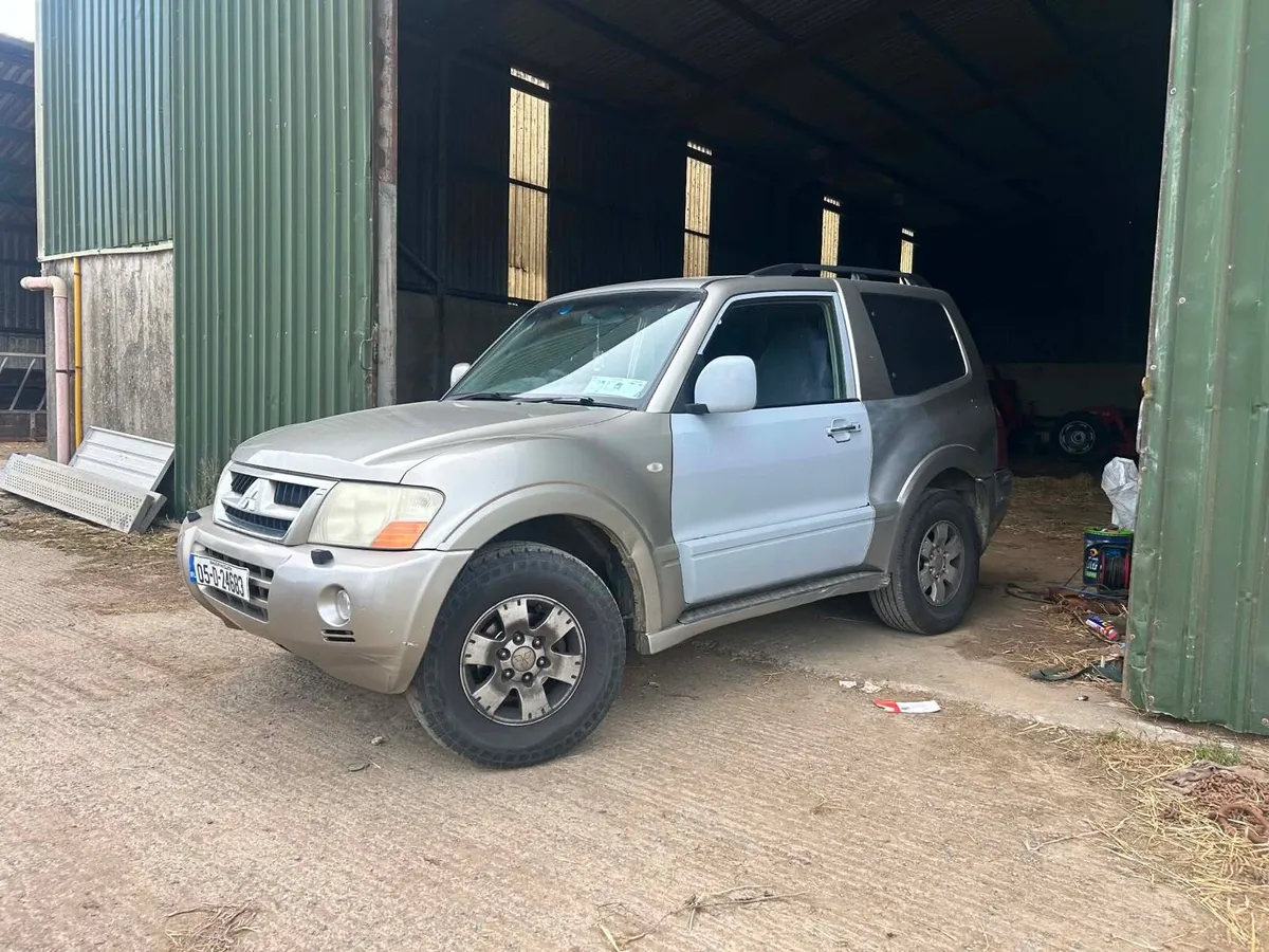 Mitsubishi pajero - Image 3