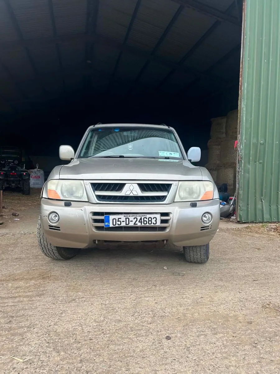 Mitsubishi pajero - Image 1