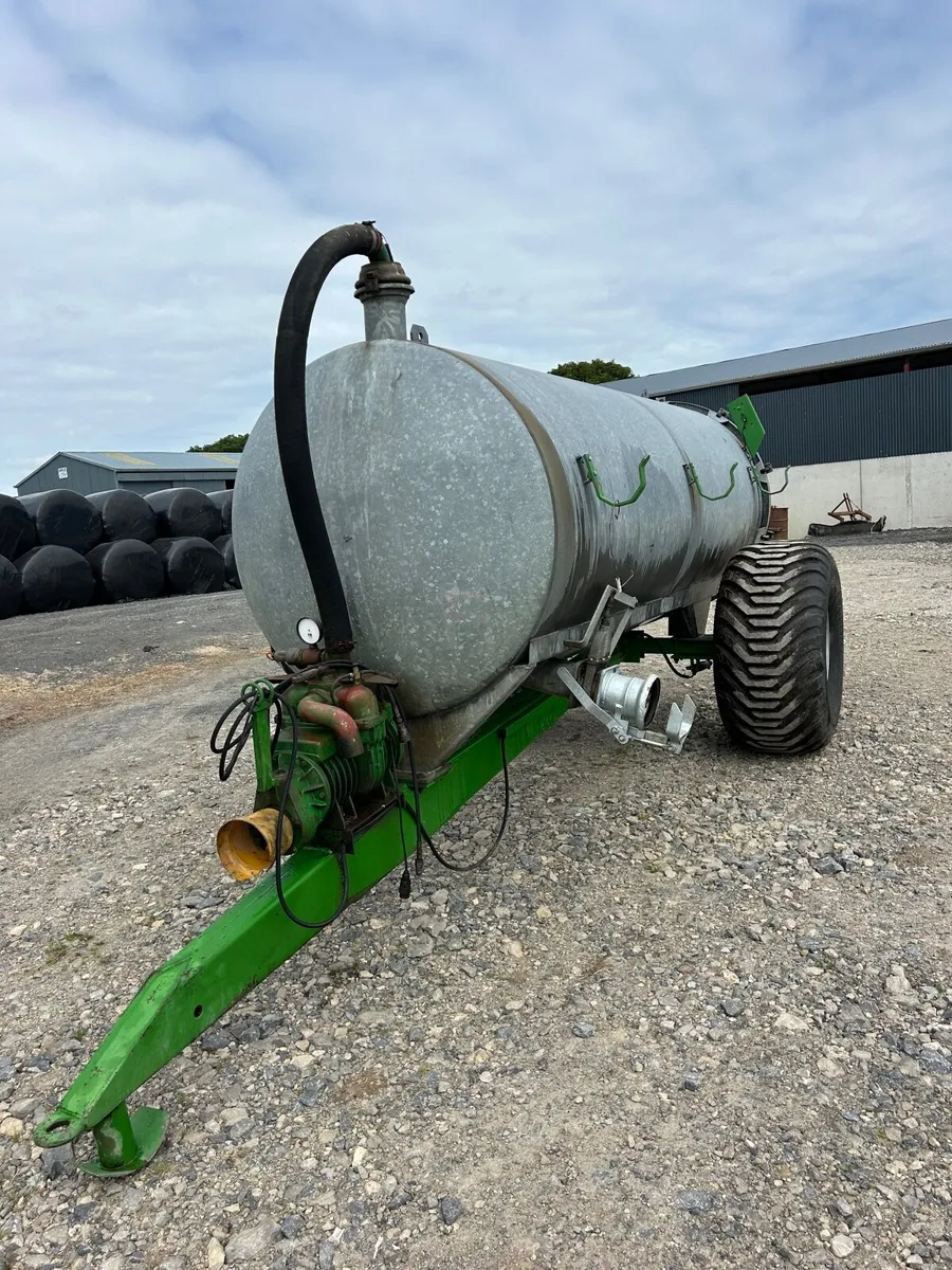 Slurry tank - Image 1