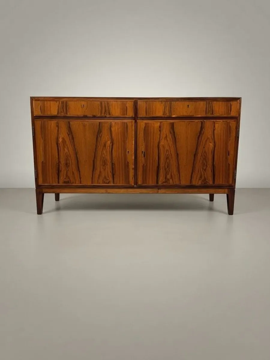 Mid Century Danish Rosewood Sideboard, Model 5, by Gunni Omann for Omann Jun Mobelfabrik - Image 1