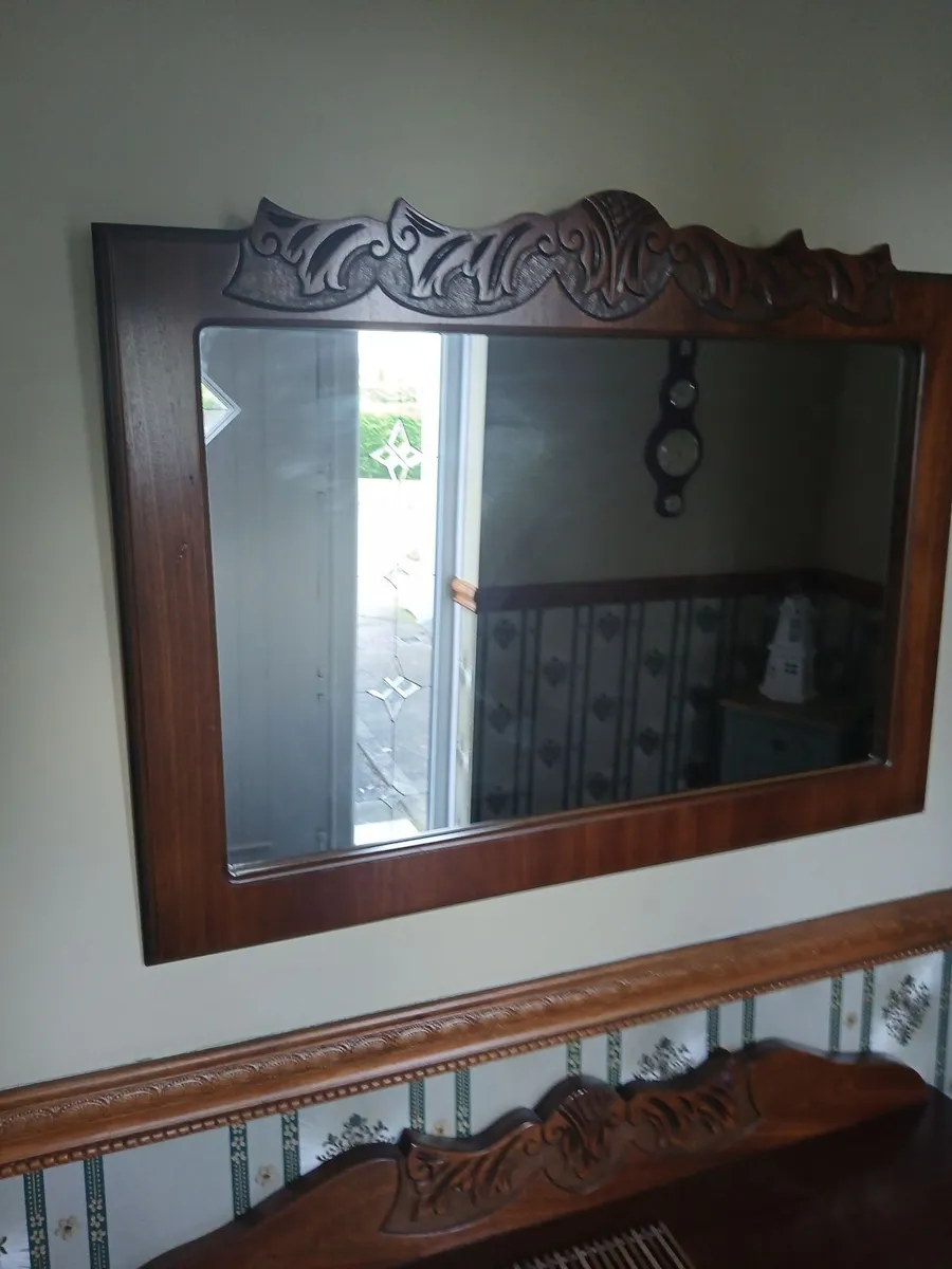 Table & Mirror - Image 2