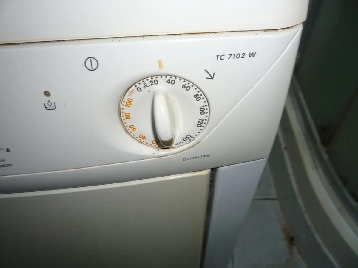 Condenser Tumble Dryer - Image 2