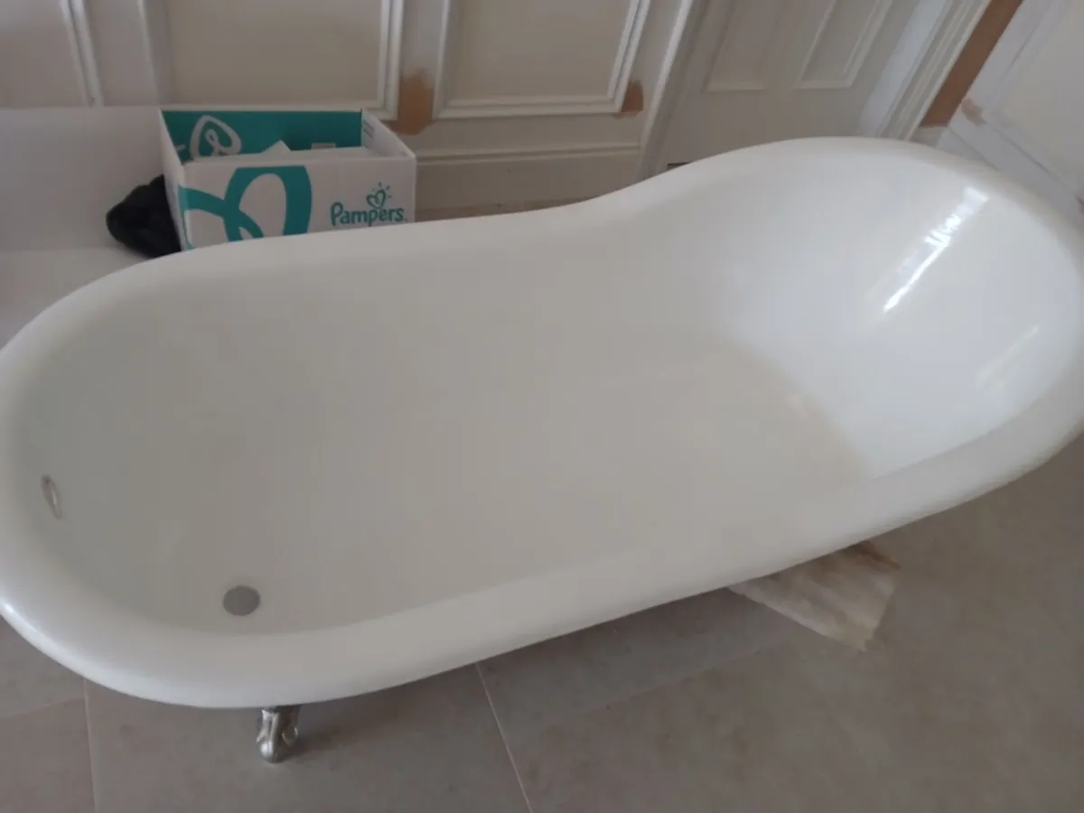 Cast iron slipper bath ( new ) - Image 3