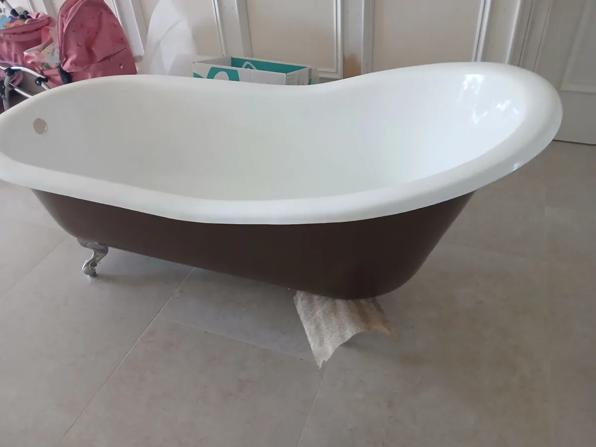 Cast iron slipper bath ( new ) - Image 2