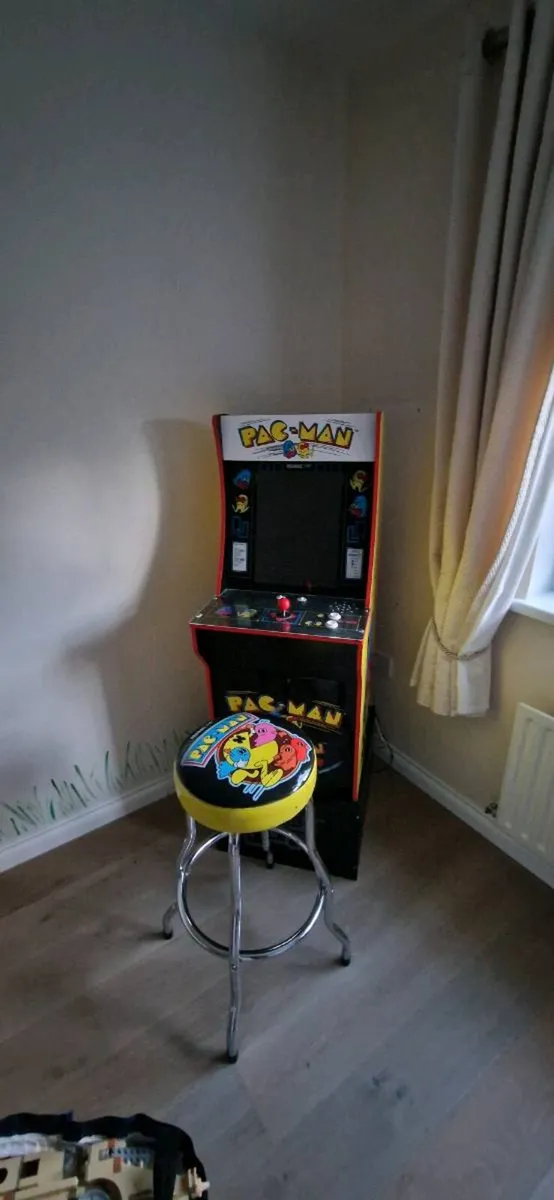 Arcade Retro Game - Image 1