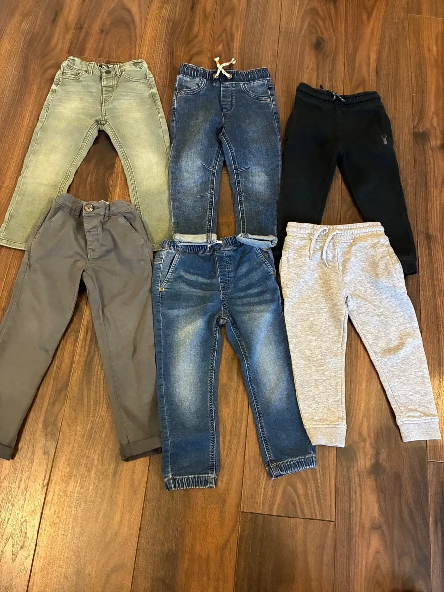 Boys 3-4 Large Bundle - Image 4