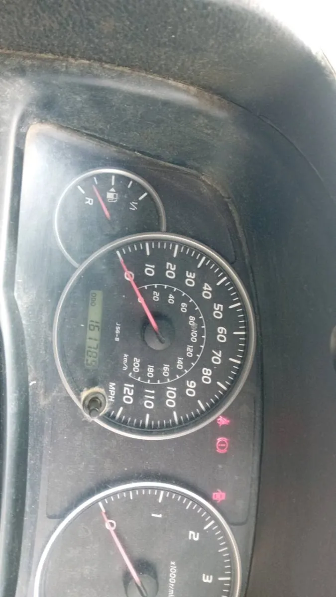 Toyota landcruiser - Image 1