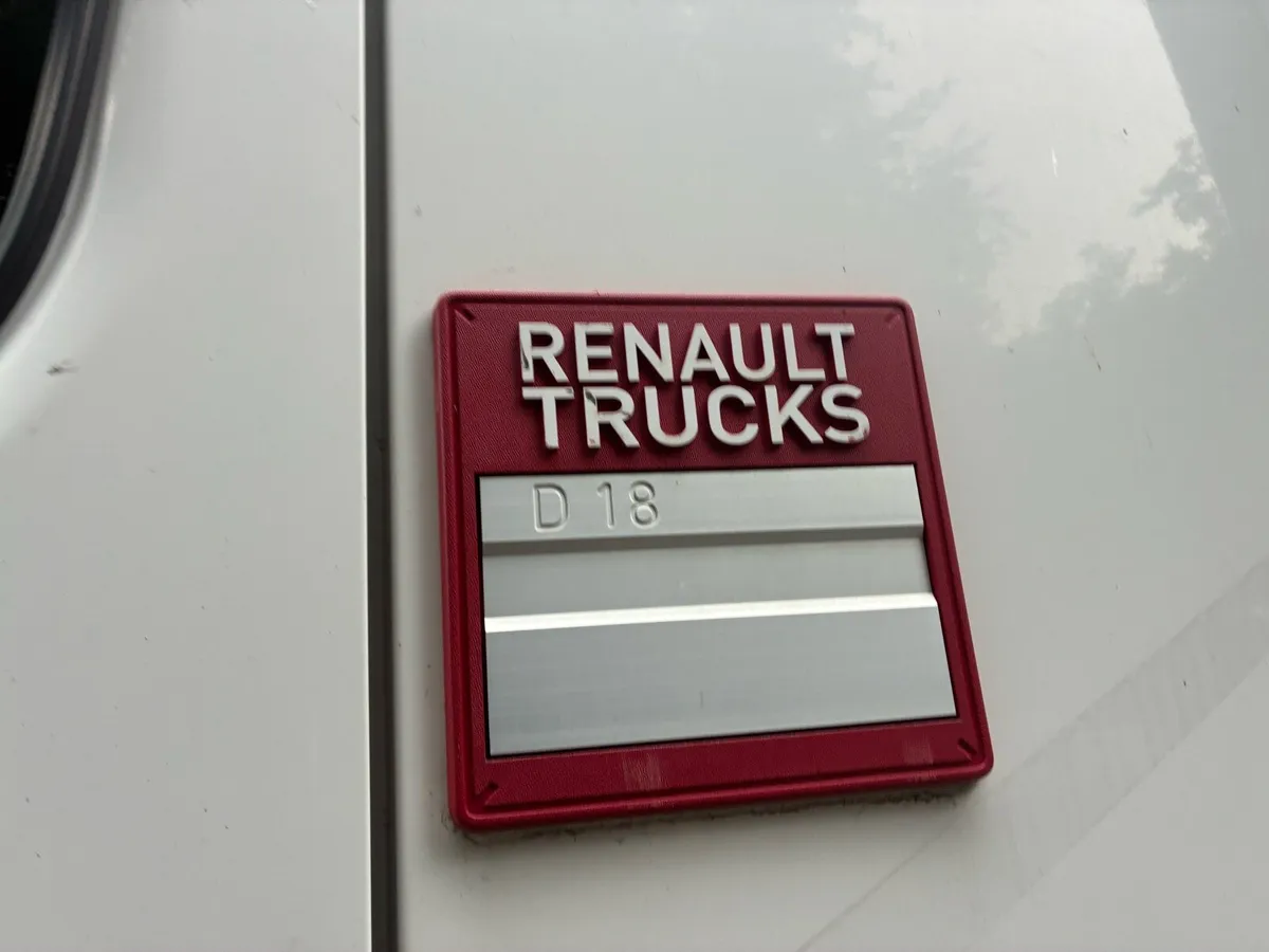Truck - Image 3