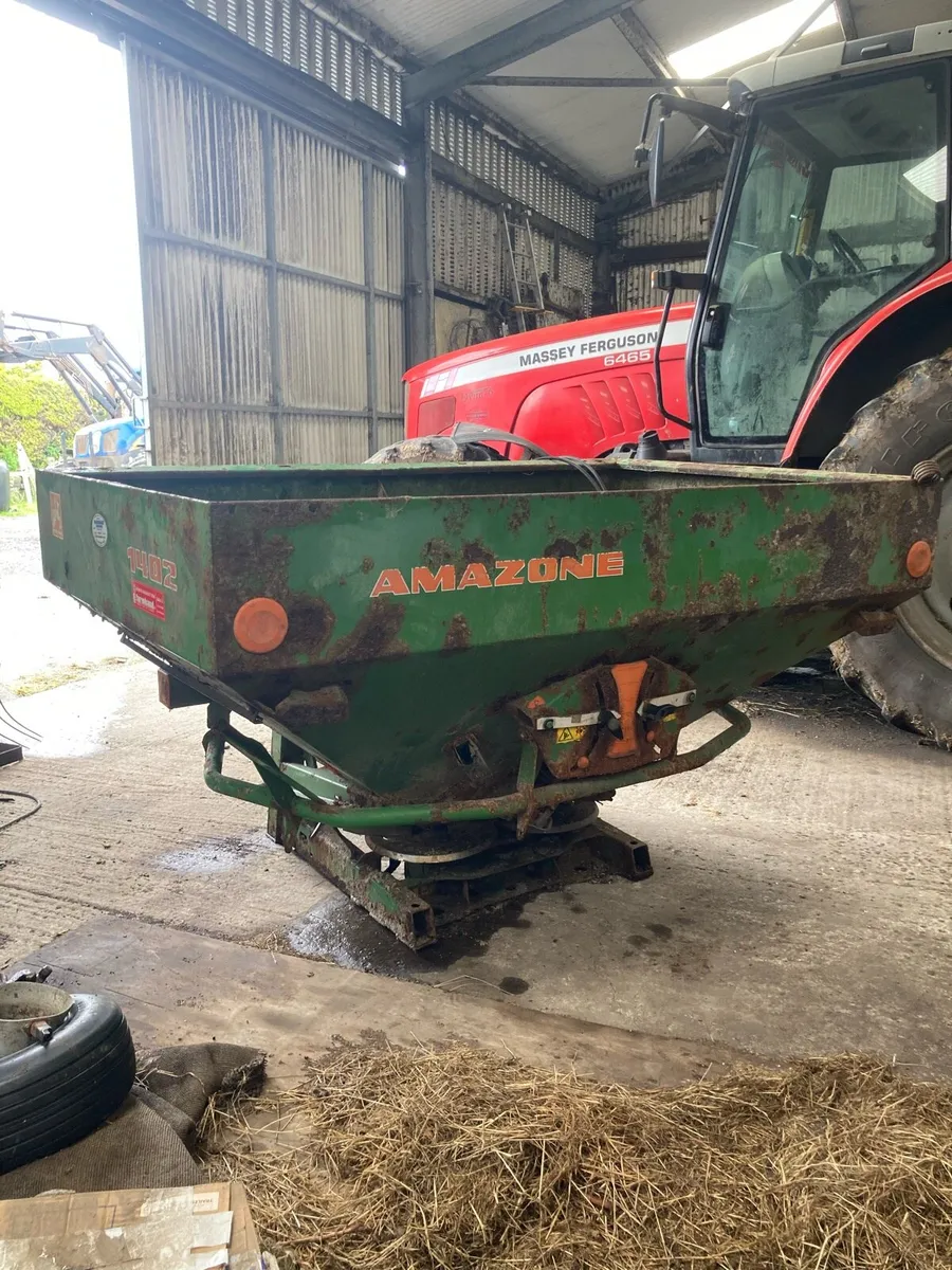 Amazone Fertiliser Spreader - Image 2