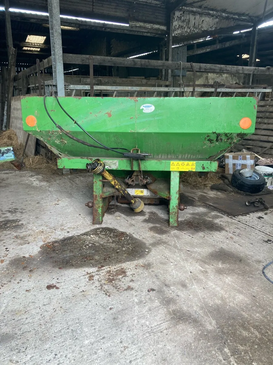 Amazone Fertiliser Spreader - Image 1