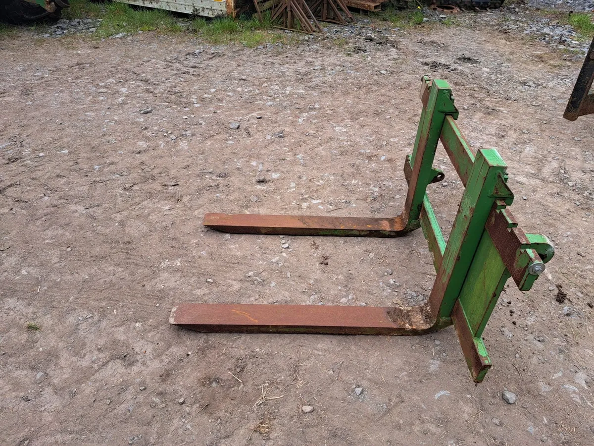 Attachments - Image 4