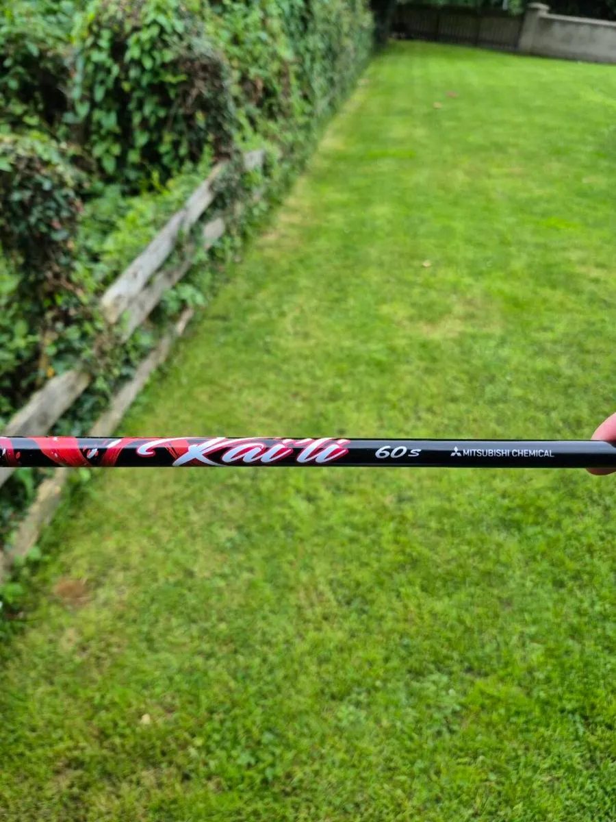 COBRA KAI'LI RED 60 STIFF FLEX DRIVER SHAFT - Image 3