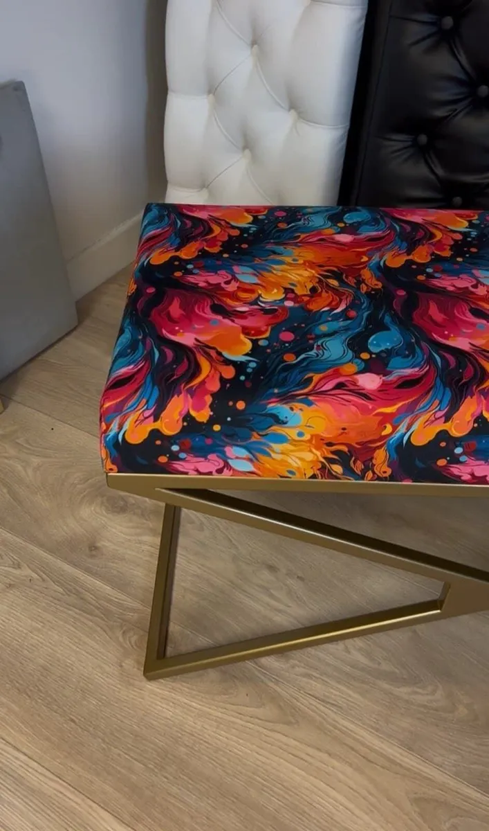 Metal-Framed X-Style Bench Floral Velvet with Gold - Image 4