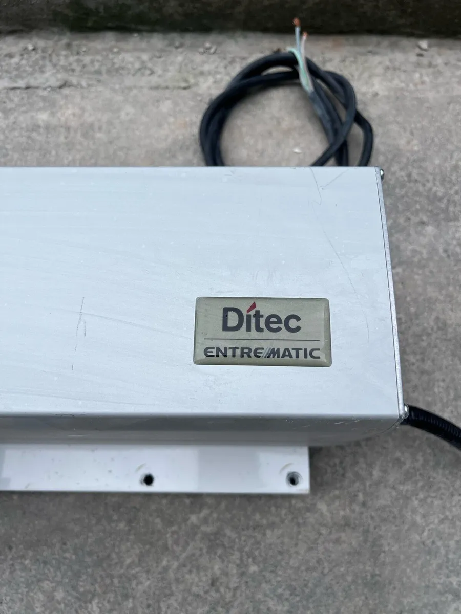 Ditec Entrematic Automatic Swing Door Operator Kit - Image 2
