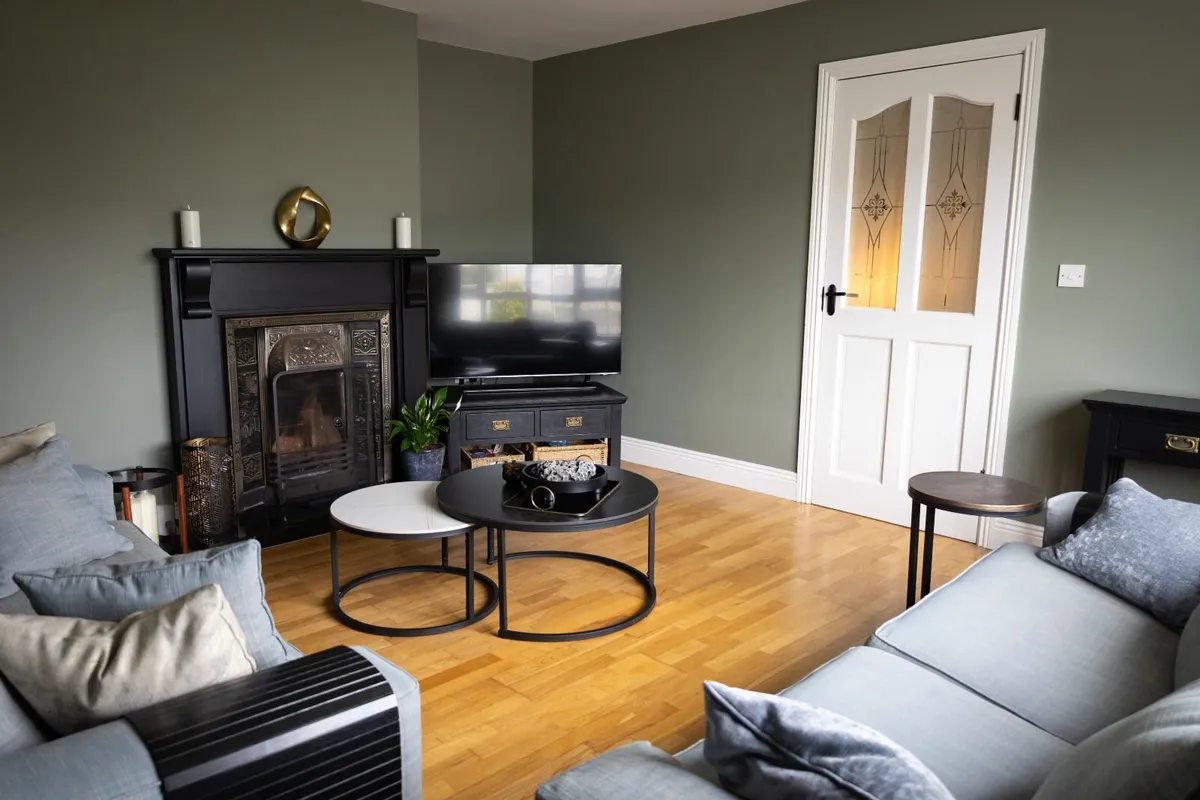 Holiday let - self catering 4 bed (July 13th-20th) - Image 2