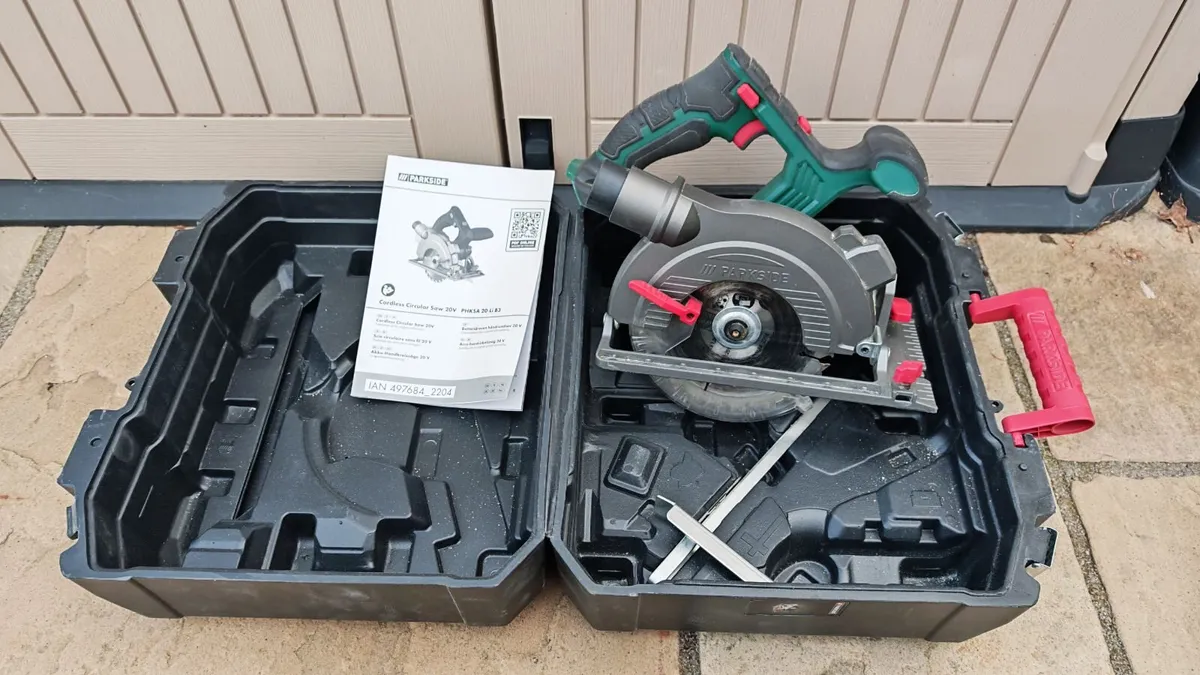 Parkside Cordless Circular Saw 20v - Image 1