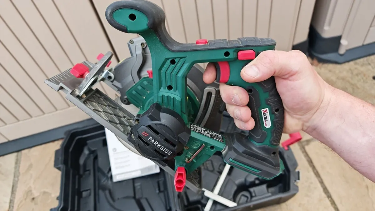Parkside Cordless Circular Saw 20v - Image 2