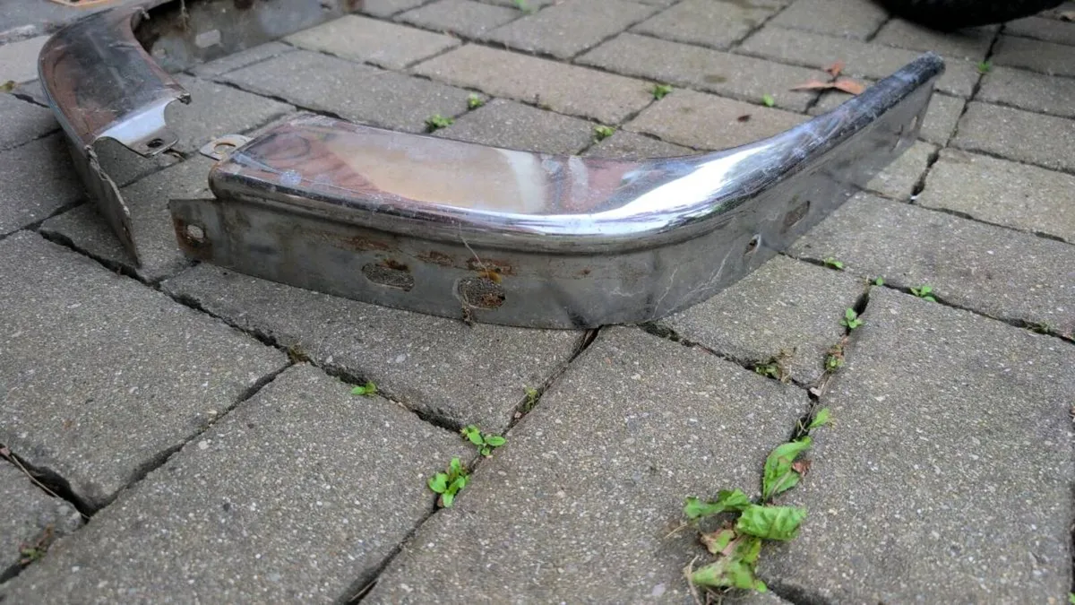 BMW E23 parts for sale - Image 3