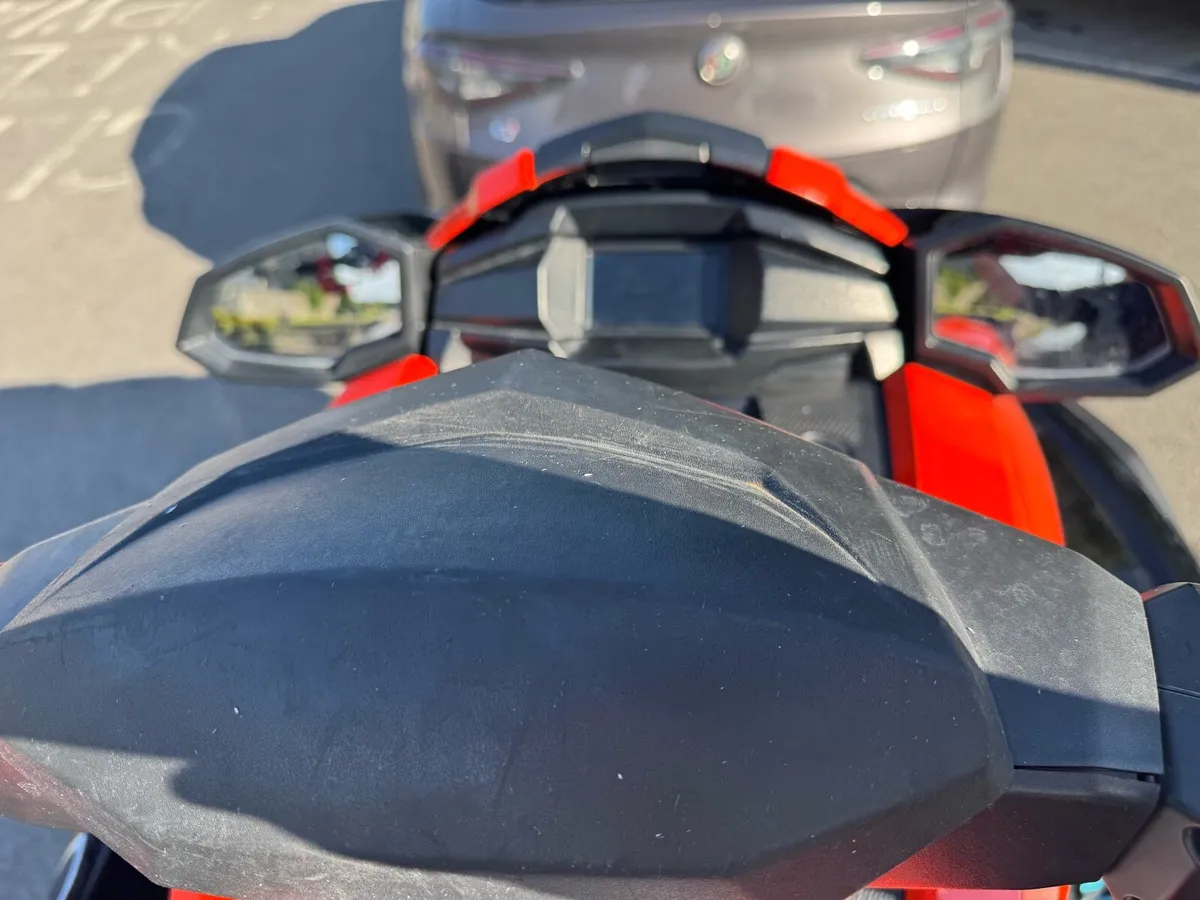 Yamaha vxho waverunner 1800 - Image 4