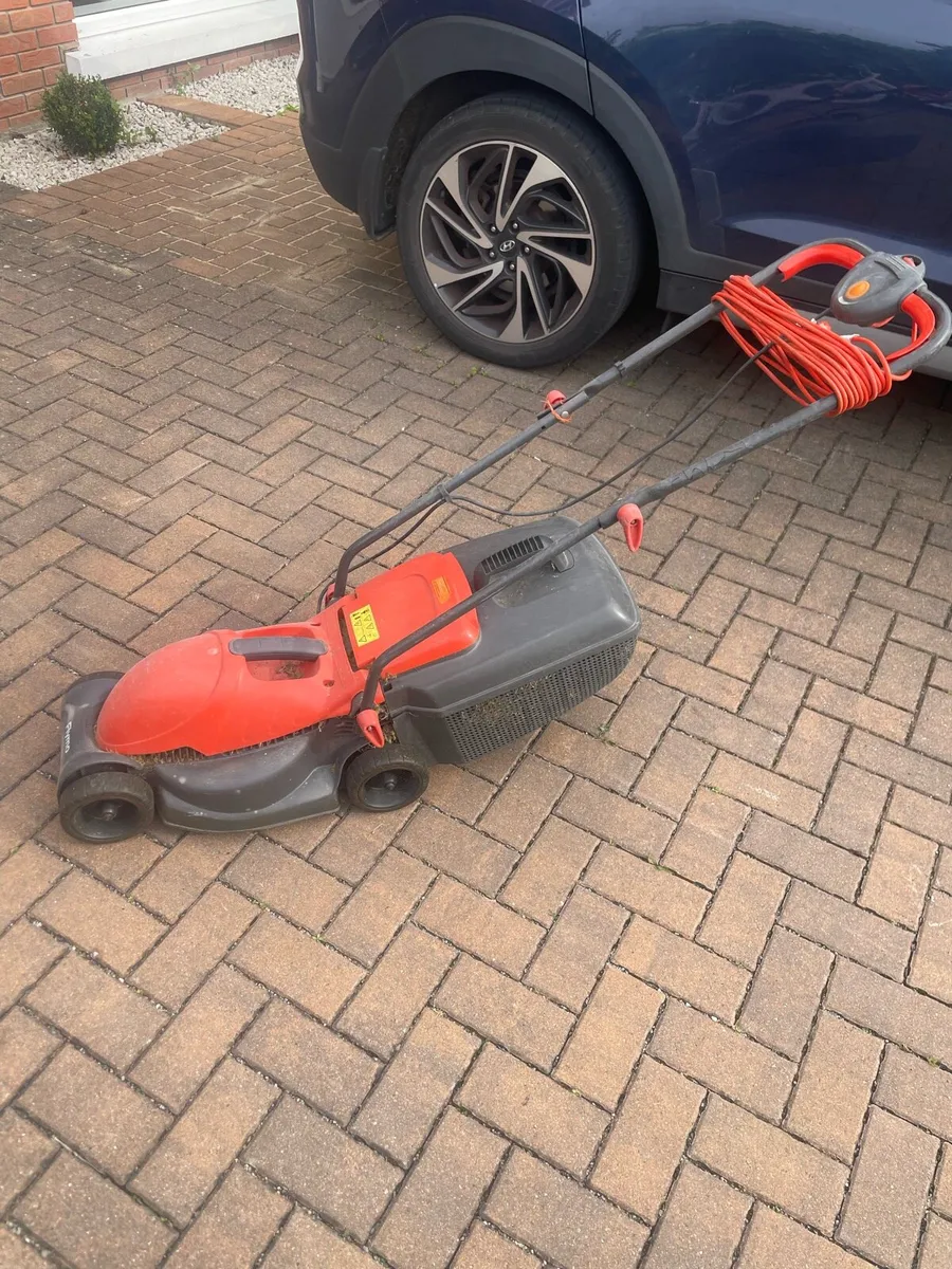 Electric lawnmower - Image 2