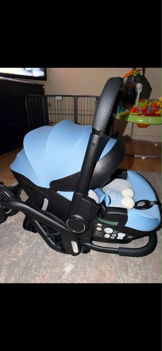 Car Seat Stroller - Image 2