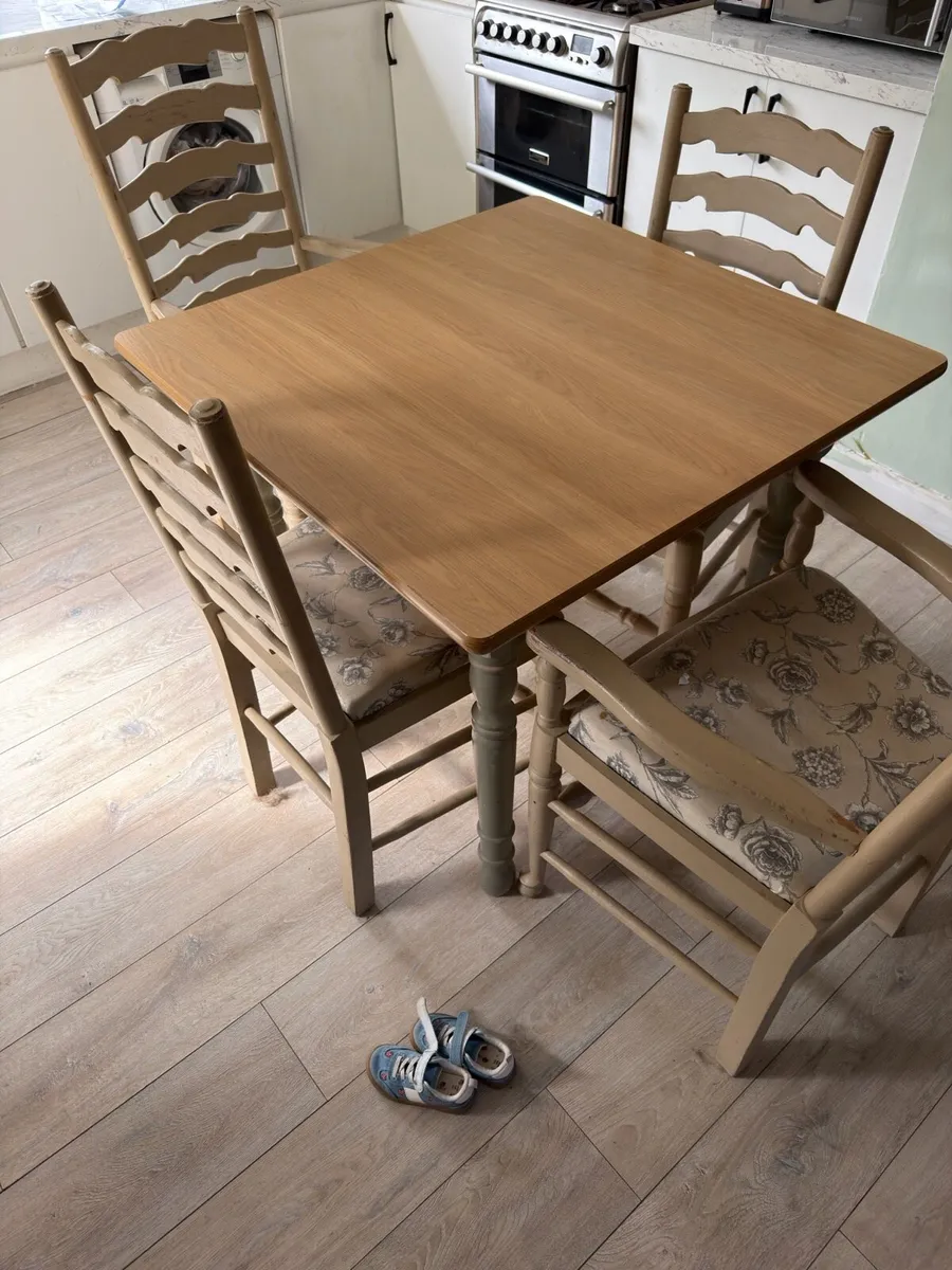 Table & Chairs - Image 1