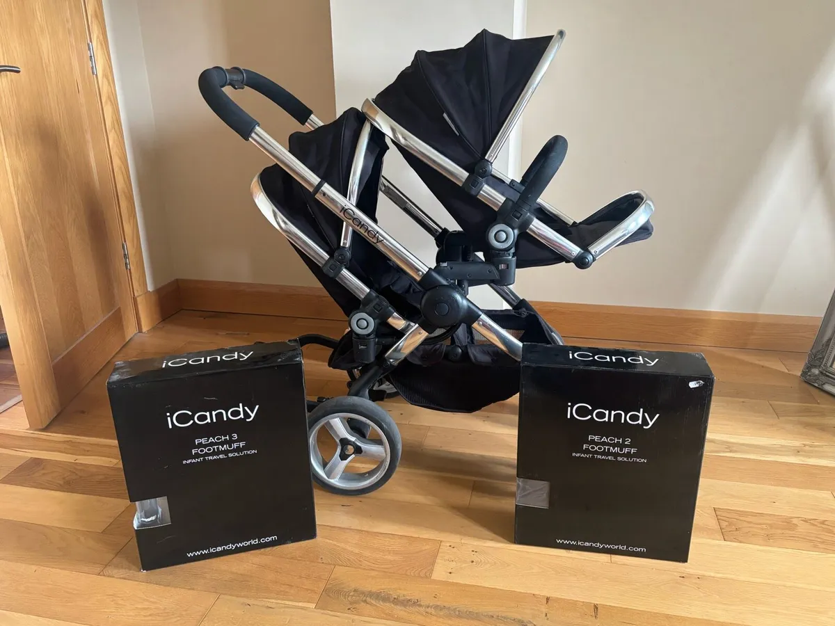 I candy double buggy - Image 1