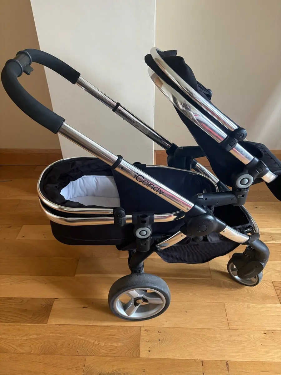 I candy double buggy - Image 3