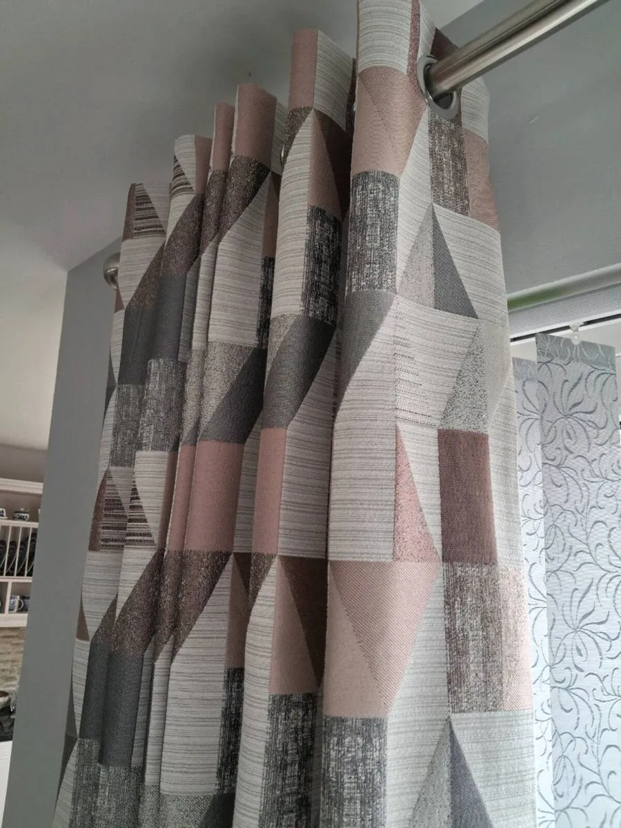 Harry Corry Eyelet Curtains 2 Pairs 90x90 & 90x72 - Image 1