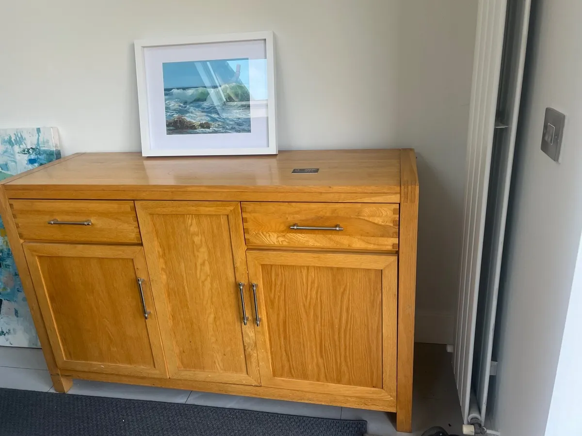Oak Dining table and sideboard - Image 2