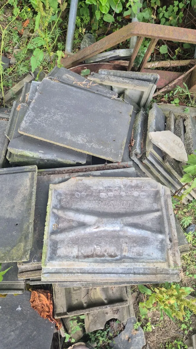 Roof tiles - Image 3